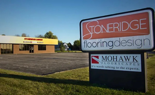 Stoneridge Flooring America's Reeds Spring showroom exterior
